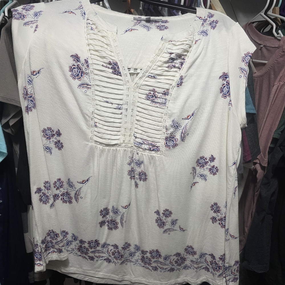 Daniel Rainn White Floral Blouse